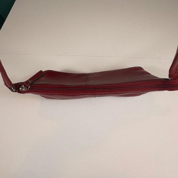 Vintage Rolfs Brand Red Leather Shoulder Bag Small Hobo Purse Classic Style - Picture 6 of 12